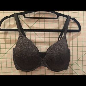 Victoria’s Secret Bra 32DD